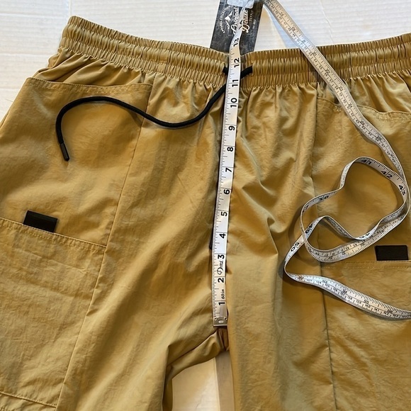 NWToriginal deluxe supply-2XL-khaki-swim trunks, beach shorts, elastic waistband - Picture 11 of 13